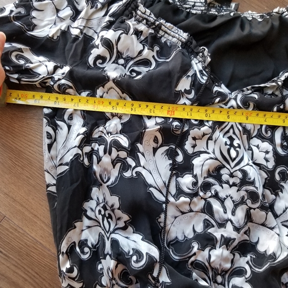 White House Black Market, Silk tassel front blouse, size S - Picture 11 of 12